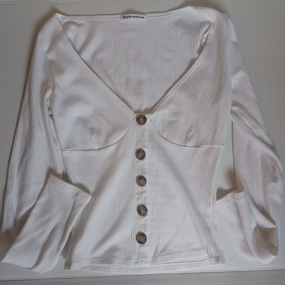 Reformation Long Sleeve Plunge V Button Down Top - Picture 2 of 5